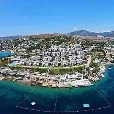 Bodrum 4 Bed-4 Bath Triplex - Aktur Yani Bitez