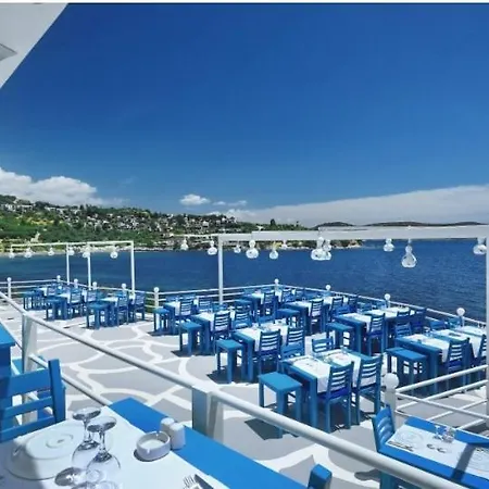 Bodrum 4 Bed-4 Bath Triplex - Aktur Yani Bitez